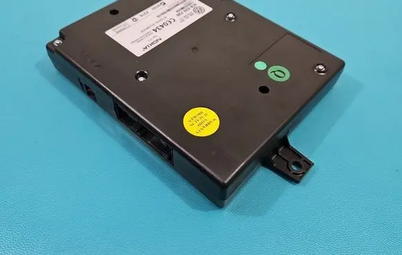Volkswagen PASSAT CC Central body control module 3C8035730 IMPRK1370279