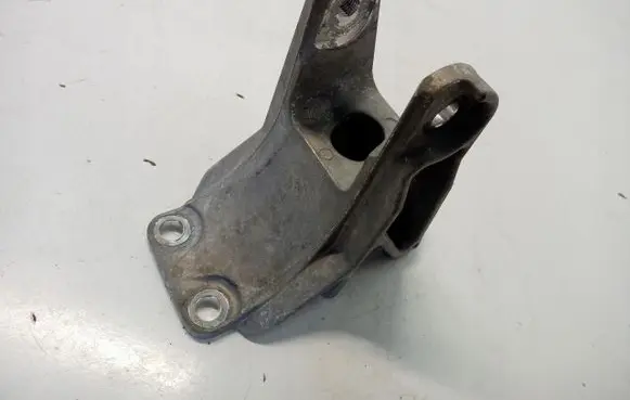Nissan Leaf II (ZE1) Gearbox mounting bracket 17838667990