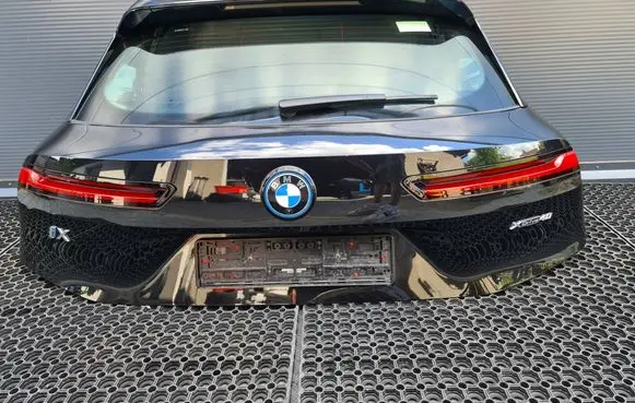 BMW iX Tailgate/trunk/boot lid
