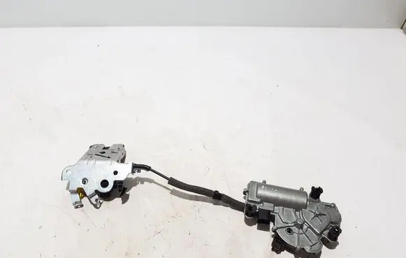 Loading door lock