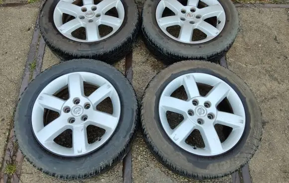 Nissan Qashqai R17 alloy rim 17X6JJ40