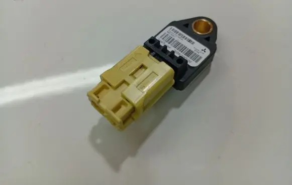 Peugeot 4007 Airbag deployment crash/impact sensor 8651A001
