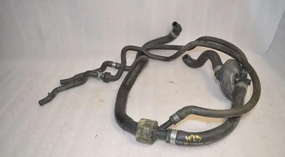 Mercedes-Benz E W211 Coolant pipe/hose 2118302396