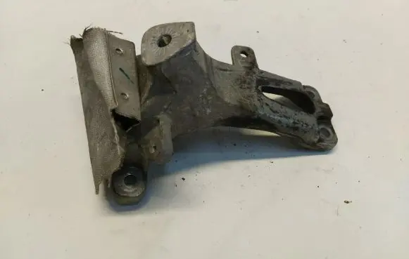 Audi A8 S8 D4 4H Engine mounting bracket 4g0199308e
