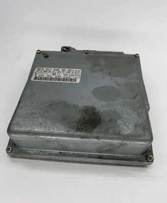 Mercedes-Benz E W210 Engine control unit/module A0175459232 28SA3308 0281001624