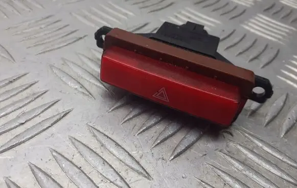 Honda FR-V Hazard light switch M27745