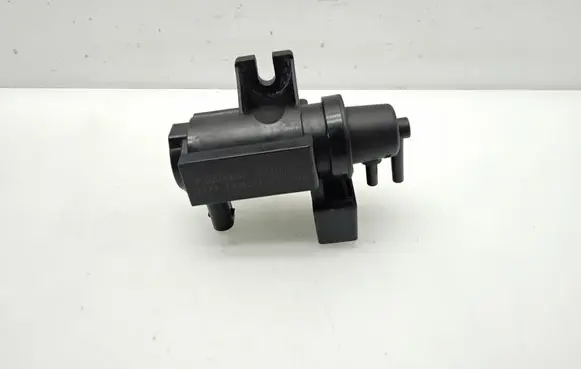 BMW 1 E81 E87 Turbo solenoid valve 780539101 1174780539101 7805391