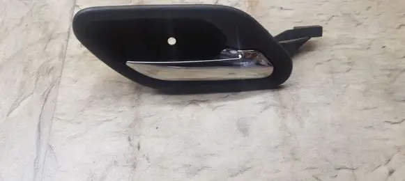 BMW 5 E39 Front door interior handle 8226050