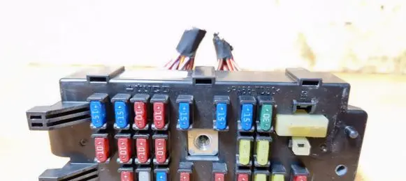 Chevrolet Epica Fuse box set Ak62008