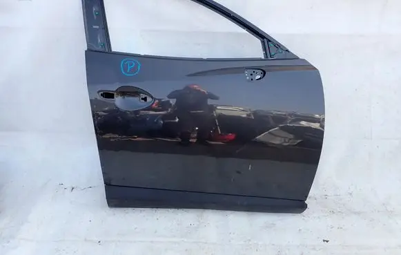 Mazda CX-3 Front door