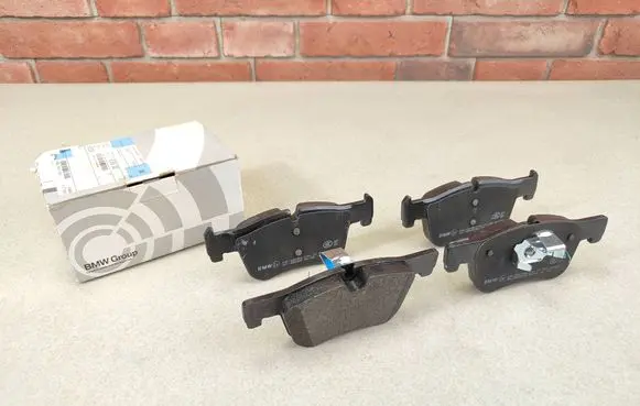 BMW 3 F30 F35 F31 Brake pads (front) 8855002
