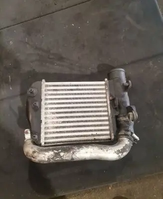 Audi A6 S6 C6 4F Intercooler radiator