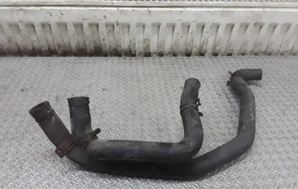 Volkswagen Golf IV Engine coolant pipe/hose