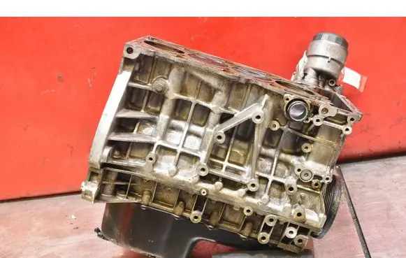 BMW X3 E83 Engine block N46B20BX