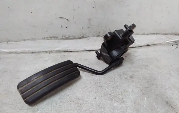 Renault Scenic II - Grand scenic II Accelerator throttle pedal 8200159647