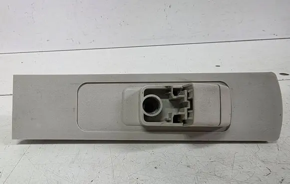 Ford Galaxy Seat belt height adjuster GG93F602B82AA