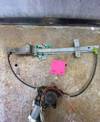 Honda Accord Front door window regulator with motor 0130821631