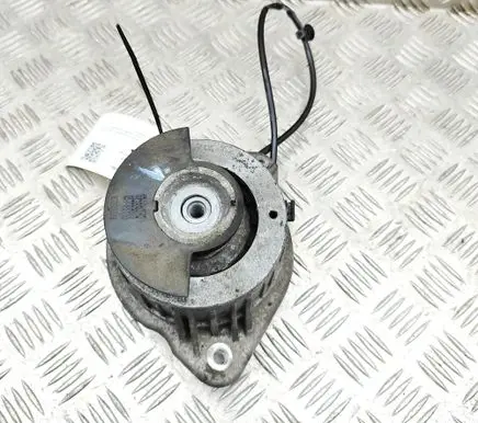 Mercedes-Benz S C217 Engine mount bracket A2222407617