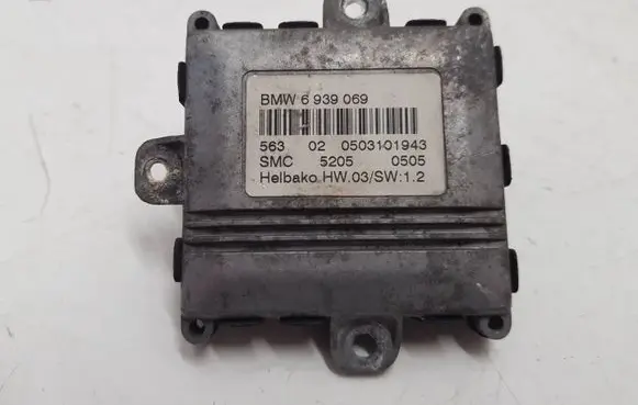 BMW X3 E83 Headlight ballast module Xenon 6939069