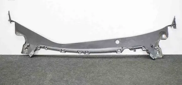 Tesla Model 3 Wiper trim 108167600 108169300