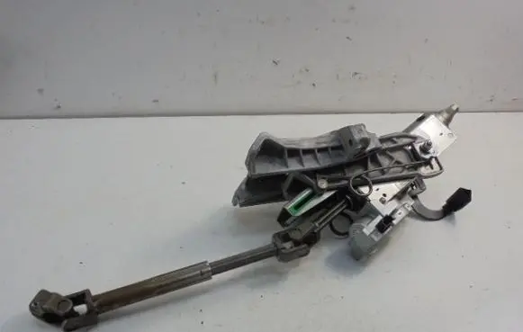 Volvo C30 Steering rack mechanical part P30793585