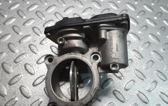 BMW 5 F10 F11 Throttle valve 7810752 781075203 13547810752