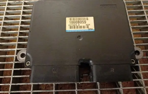 Mitsubishi Outlander Air suspension control unit module (rear) 1860B059 4B12