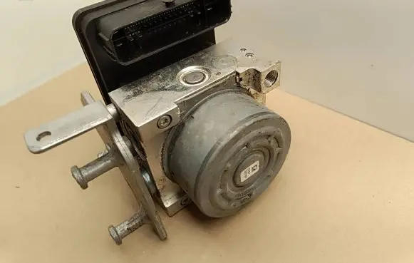 Mercedes-Benz C W205 ABS Pump A2534310200 A2539011400 10022008734