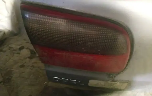 Opel Omega B1 Tailgate rear/tail lights 
