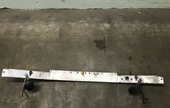Mercedes-Benz E W212 Front bumper cross member