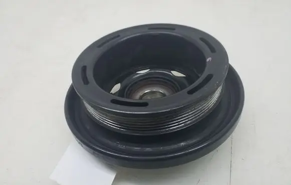 Mercedes-Benz C W204 Crankshaft pulley A6110300503