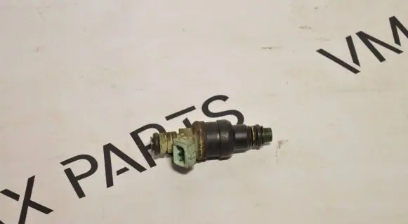 Porsche 911 996 Fuel injector 99660612001 0280150470