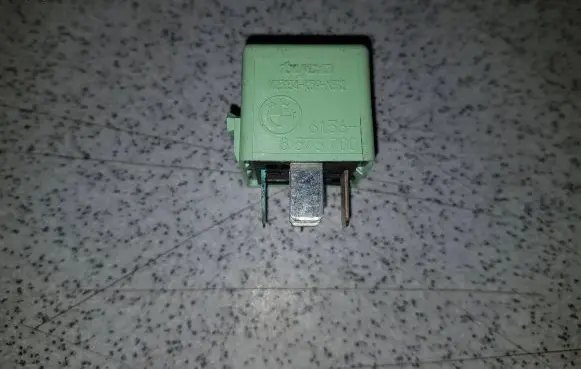 BMW 5 E39 Other relay 61368373700