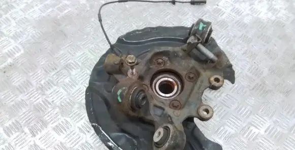 BMW X3 F25 Rear wheel hub 6797569