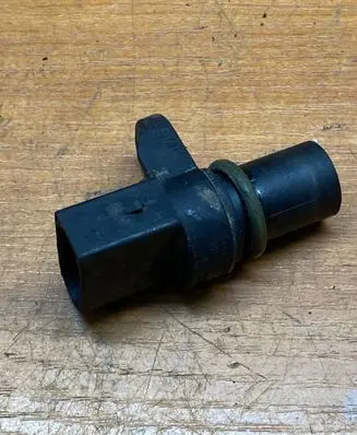 BMW 3 E90 E91 Camshaft position sensor 7518628