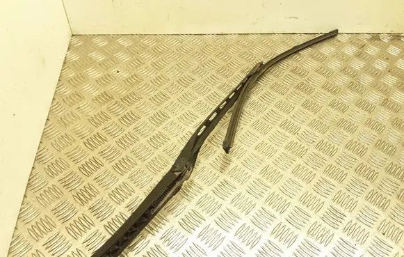 BMW 5 E60 E61 Windshield/front glass wiper blade 178260