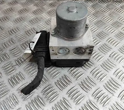 Mercedes-Benz GLE (W166 - C292) ABS Pump A1669013400