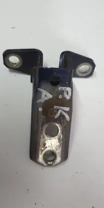Peugeot 4007 Front door lower hinge 