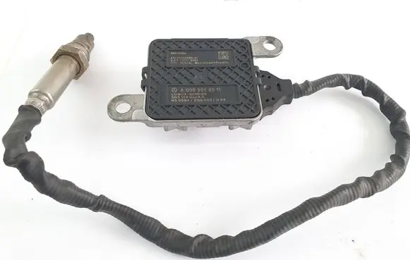 Mercedes-Benz E W213 Lambda probe sensor A0009058011