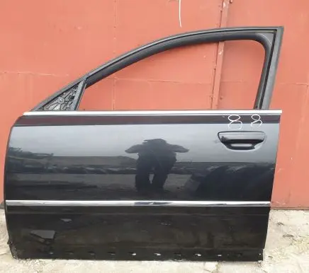 Audi A8 S8 D3 4E Front door