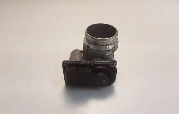 Volvo V40 Throttle valve 31293736