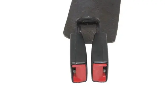 Audi TT TTS Mk2 Middle seatbelt buckle (rear) 8J8857739