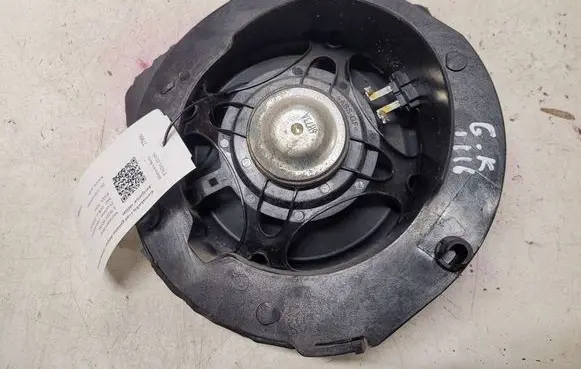 Mercedes-Benz E W211 Rear door speaker A2118207102