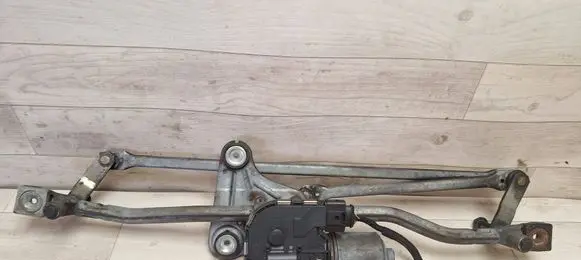 Volvo V70 Front wiper linkage and motor 3397020958 30796358 1408082