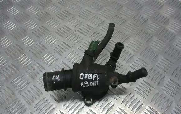 Opel Zafira B Thermostat housing 