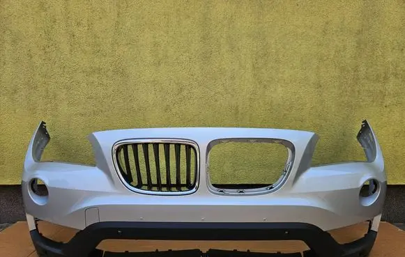 BMW X1 E84 Front bumper 7303750 19017414
