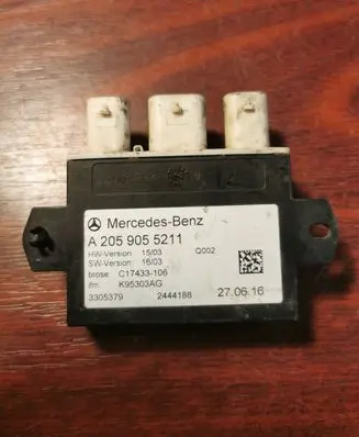 Mercedes-Benz E W213 Tailgate/trunk control unit/module A2059055211 C17433106 379953034