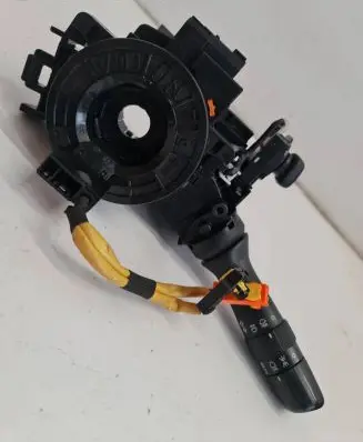 Lexus IS 220D-250-350 Wiper turn signal indicator stalk/switch 173832