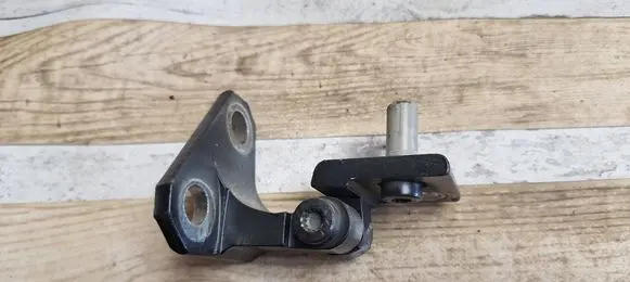 Volkswagen Golf Plus Front door upper hinge 1K0831401L