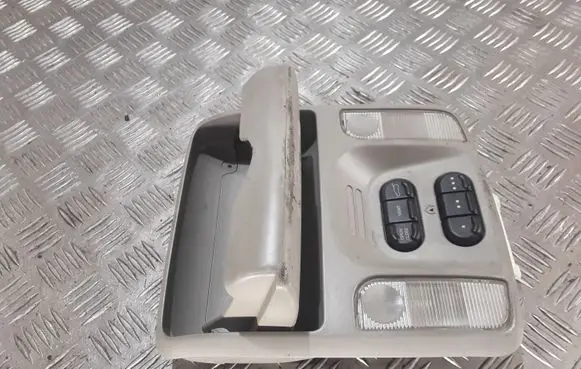 Chrysler Pacifica Front seat light